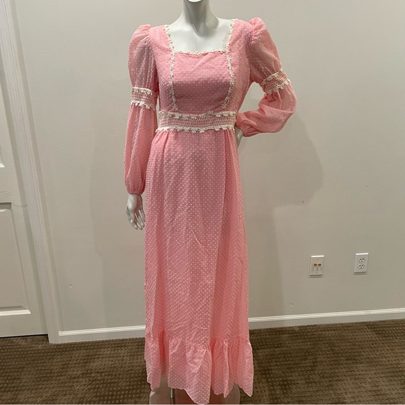 Vintage Dresses & Skirts - VINTAGE J.C. Penney Pink & White Swiss Dot Princess Floral 1976 Maxi Dress